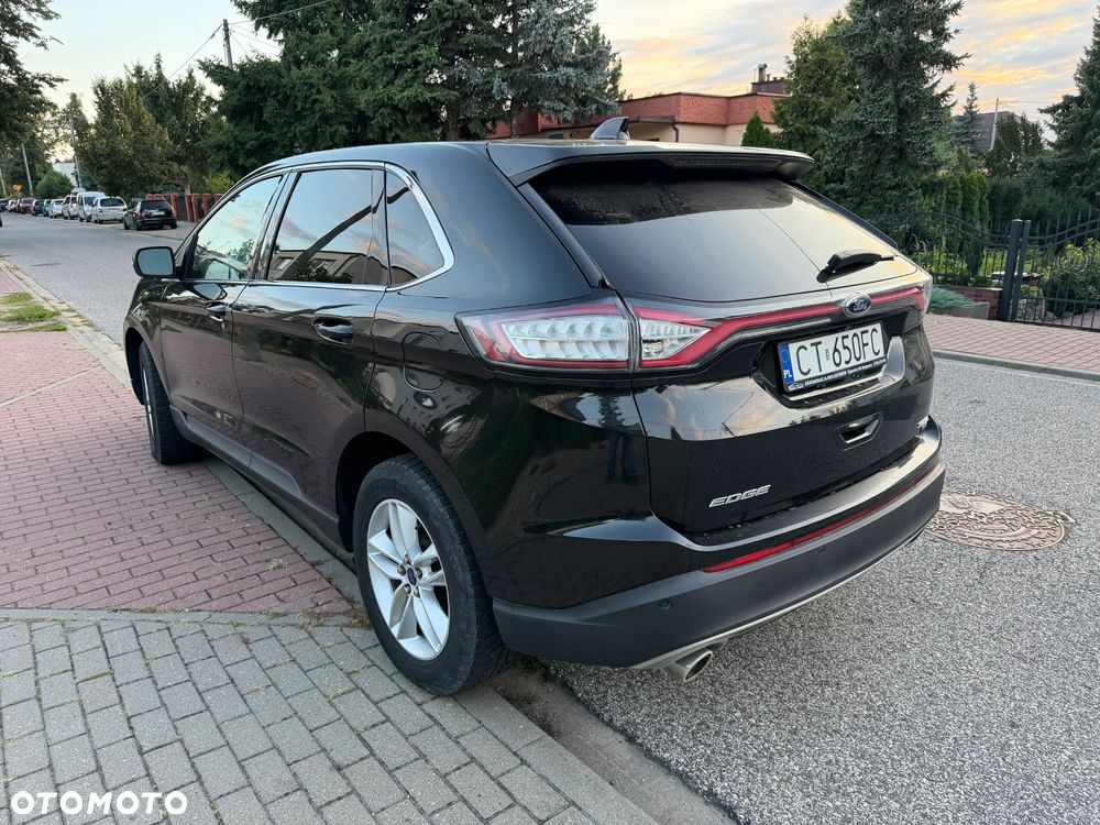 Ford Edge - 4