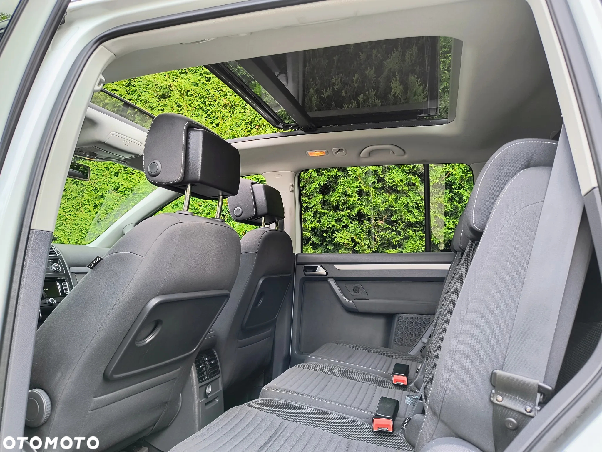 Volkswagen Touran 1.4 TSI DSG Cup - 5