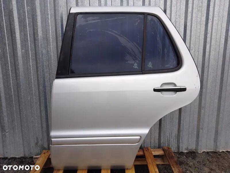 DRZWI TYLNE LEWE TYŁ MERCEDES ML W163 LIFT 744 - 1