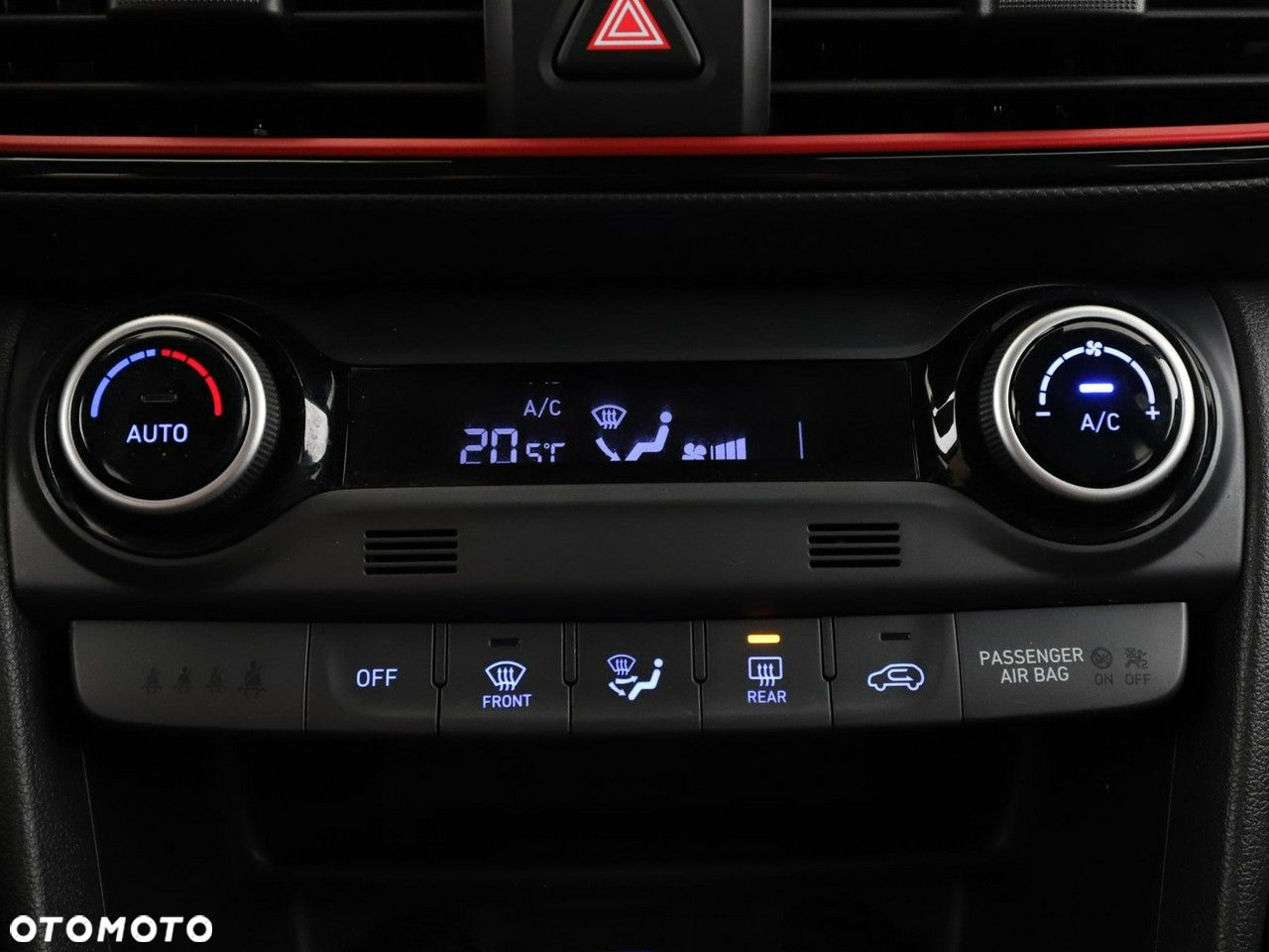Hyundai Kona 1.6 T-GDI DCT 4WD Premium - 27