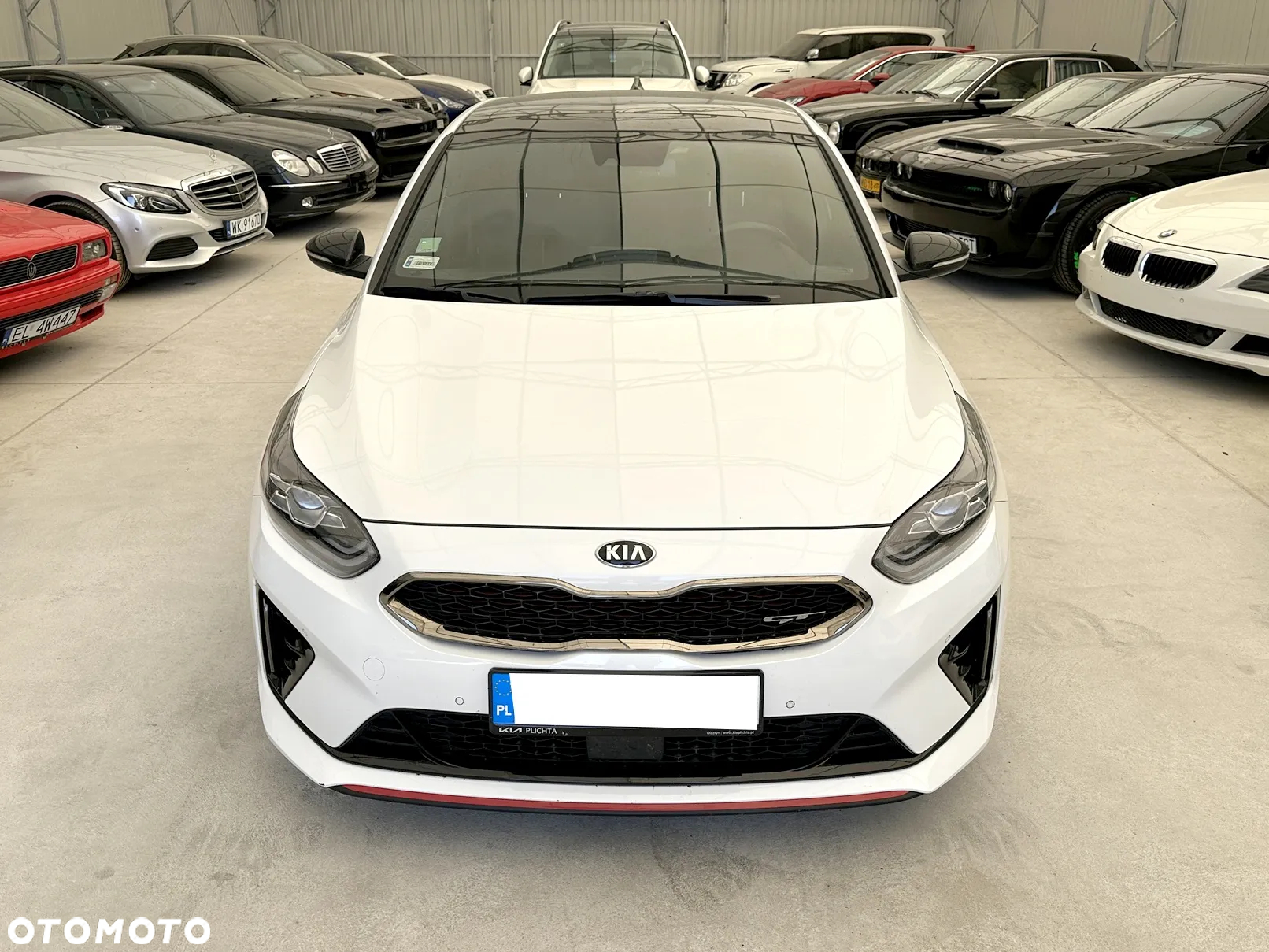 Kia ProCeed 1.6 T-GDI GT DCT - 12