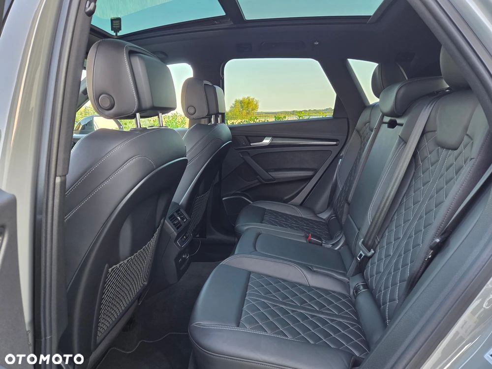 Audi SQ5 - 10