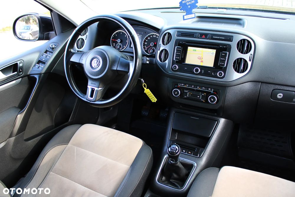 Volkswagen Tiguan - 19