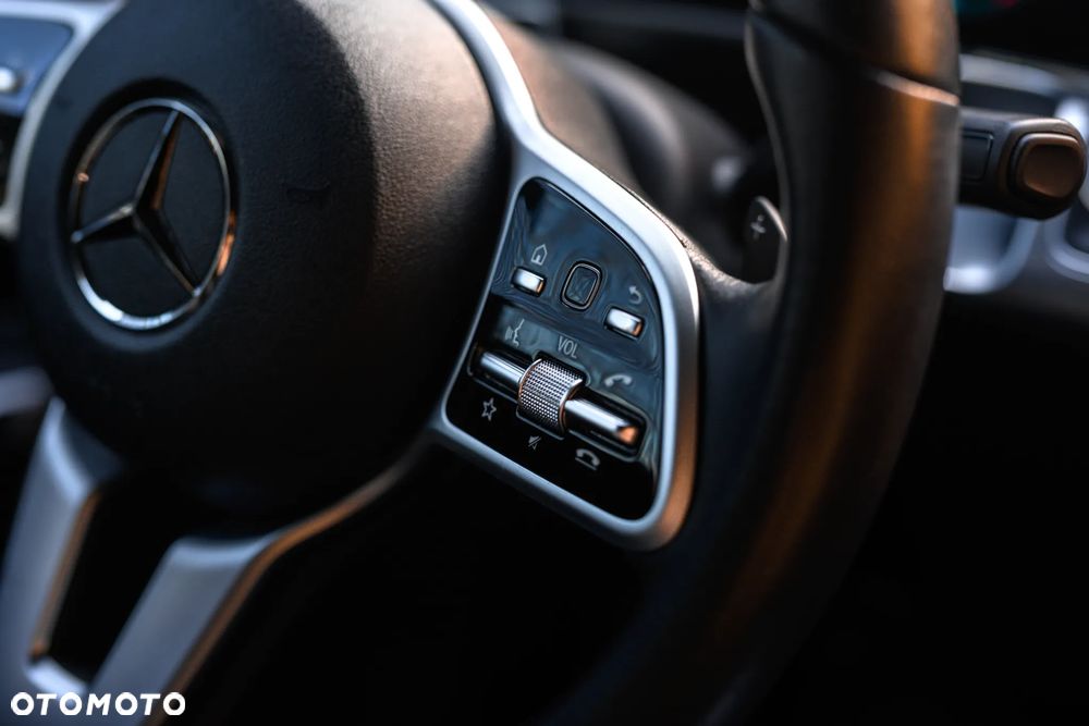 Mercedes-Benz GLB 250 Progressive 8G-DCT - 23