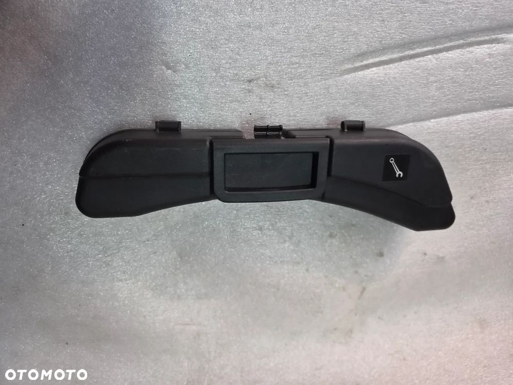Ucho holownicze klucz śrubokręt etui Audi A4 B7 kpl - 4