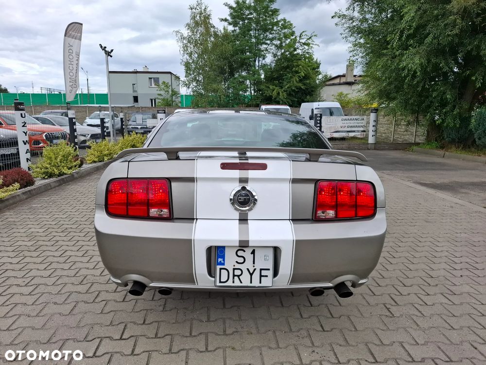 Ford Mustang - 29