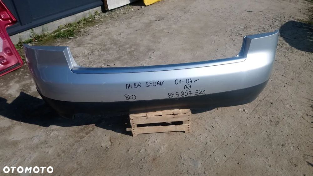 AUDI A4 B6 ZDERZAT TYŁ