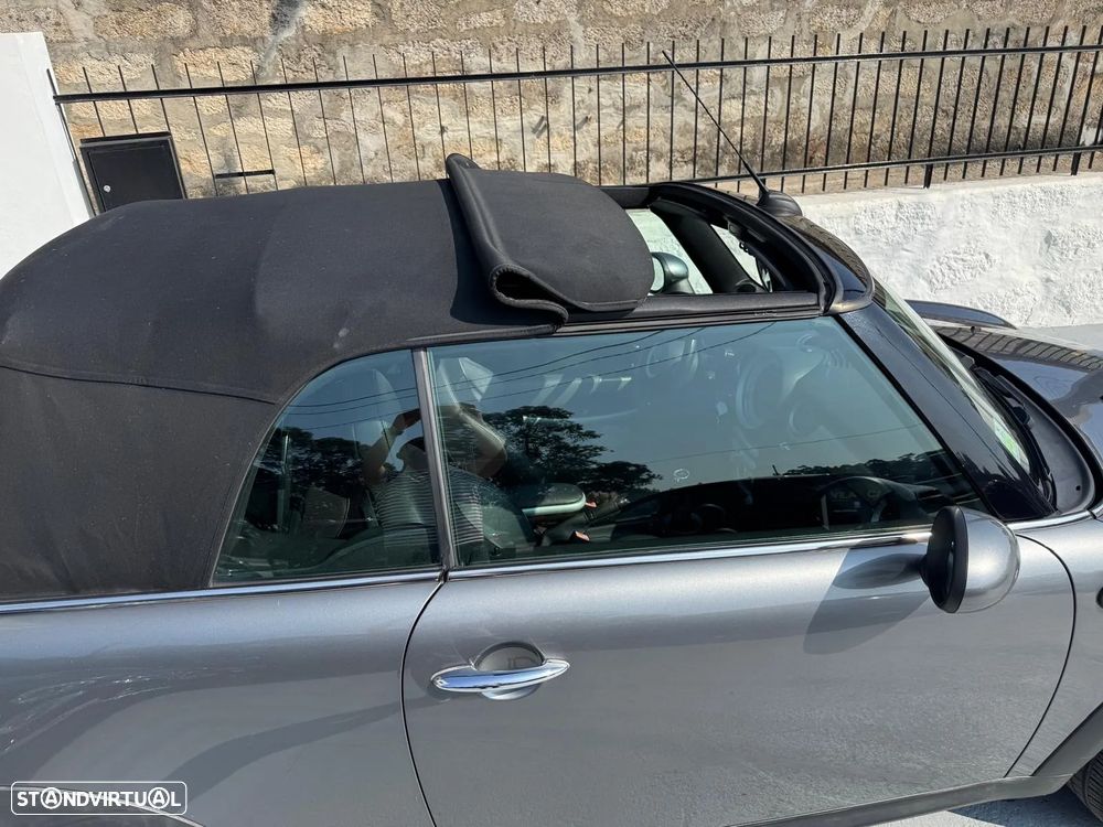 MINI Cabrio Cooper S Highgate - 13