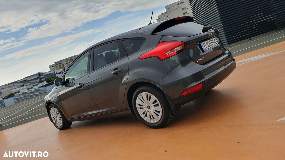 Ford Focus 1.0 EcoBoost Trend Edition - 18