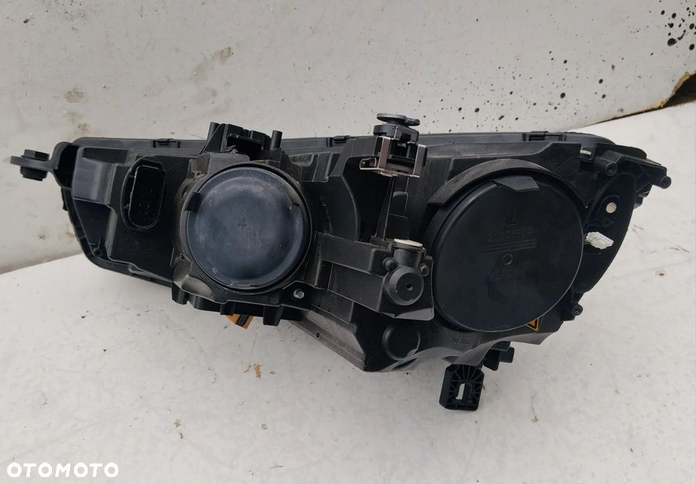 Lampa Prawa Bi Xenon LED Audi TT 8s 8s0 941 006c bdb.stan Europa - 2