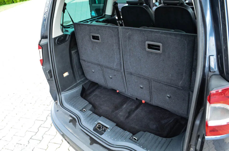 Ford Galaxy 2.0 TDCi Ghia - 25