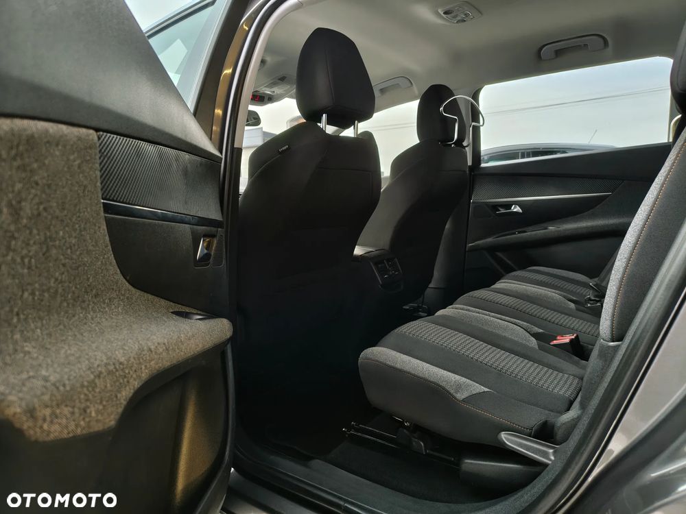 Peugeot 5008 BlueHDi 120 Allure - 37