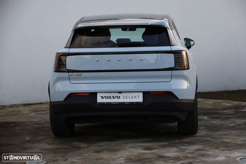 Volvo EX30 51 kWh Single Motor Plus - 4