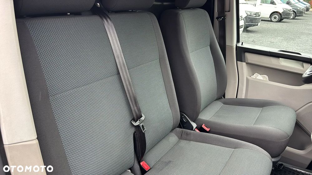 Volkswagen Transporter T6 - 24
