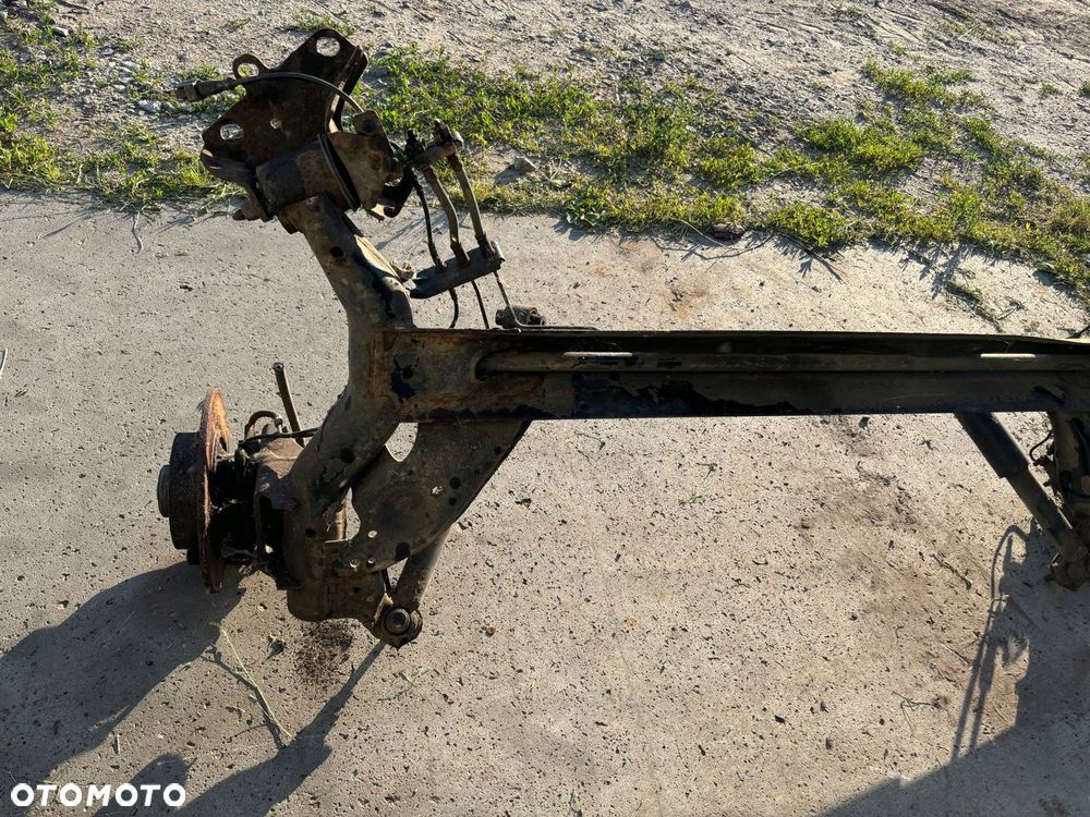 RENAULT FLUENCE I OŚ BELKA ZAWIESZENIA TYŁ KOMPLETNA - 5