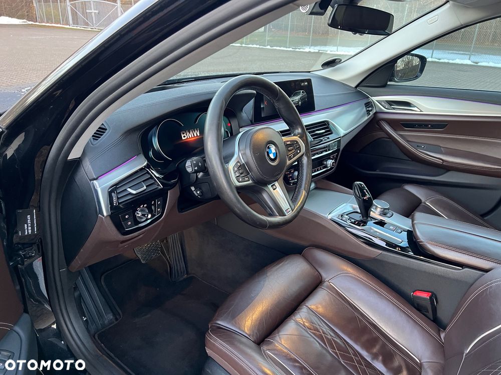 BMW Seria 5 520d Luxury Line - 10