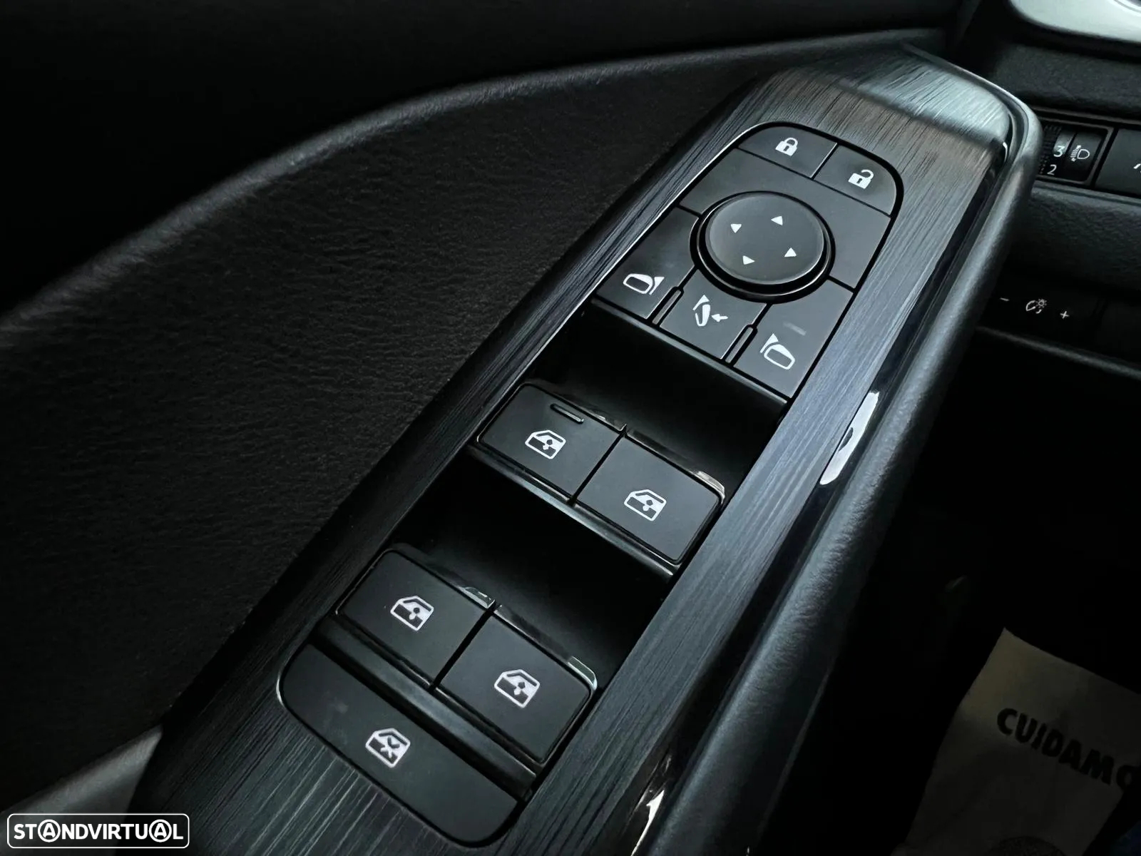 Nissan Qashqai 1.3 DIG-T Acenta LED+R - 37