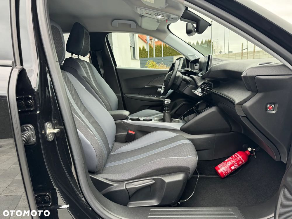 Peugeot 2008 - 25