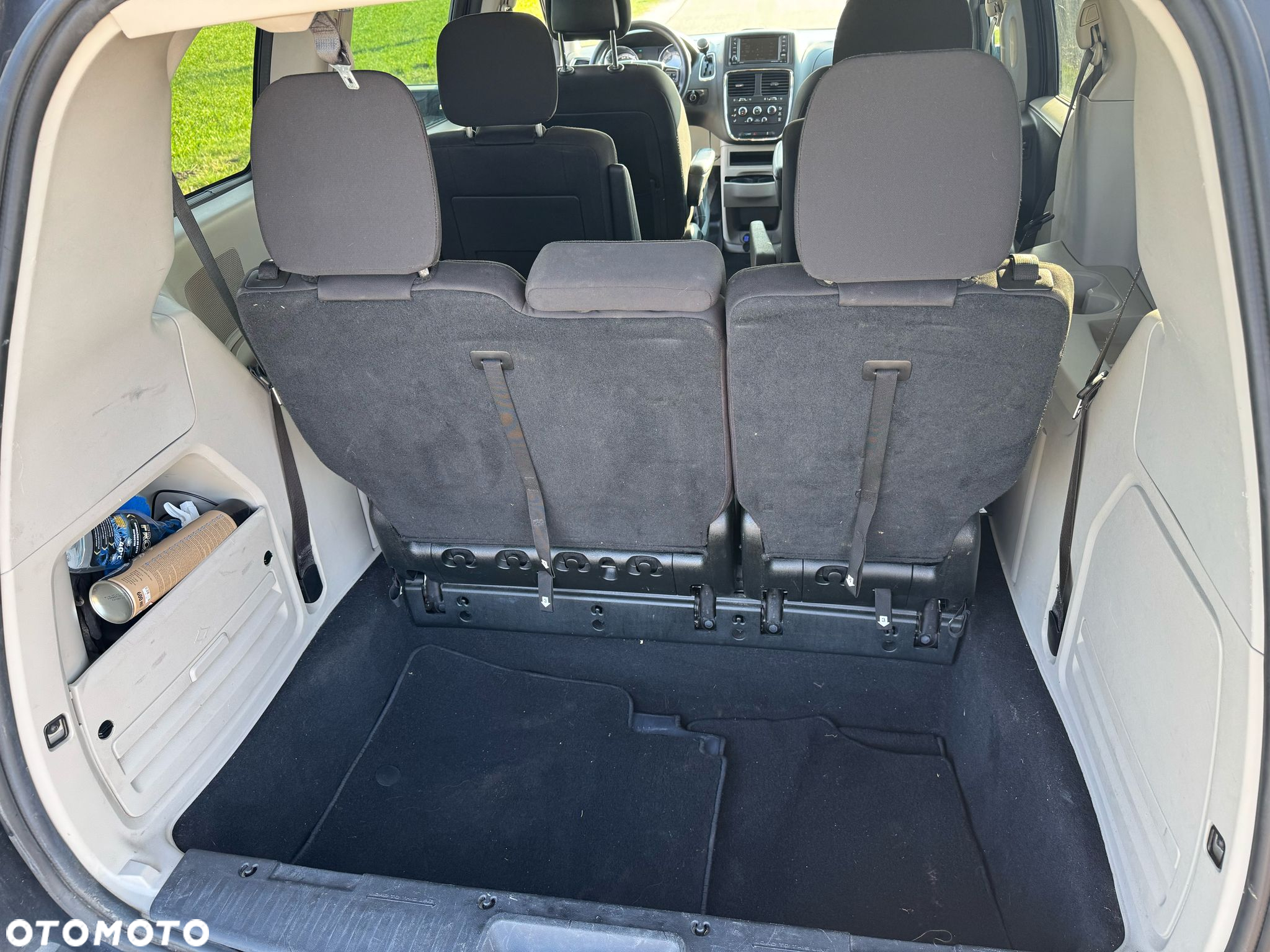 Dodge Grand Caravan - 15