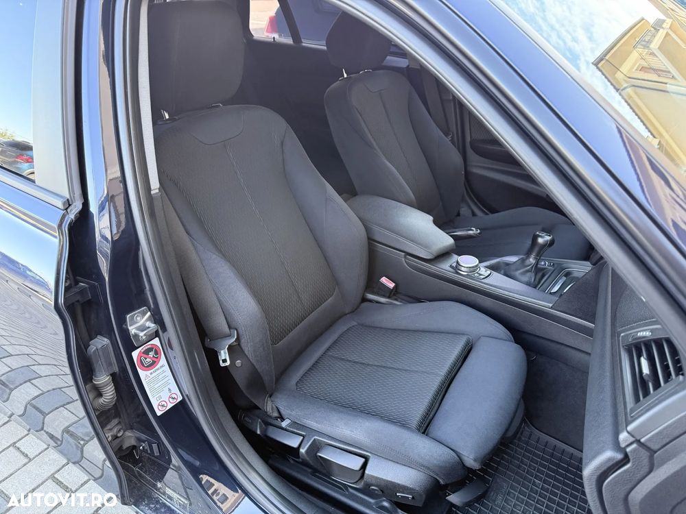 BMW Seria 3 320d - 15