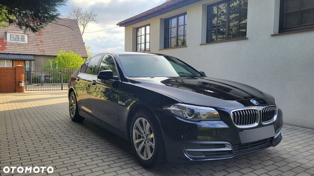 BMW Seria 5 518d - 1