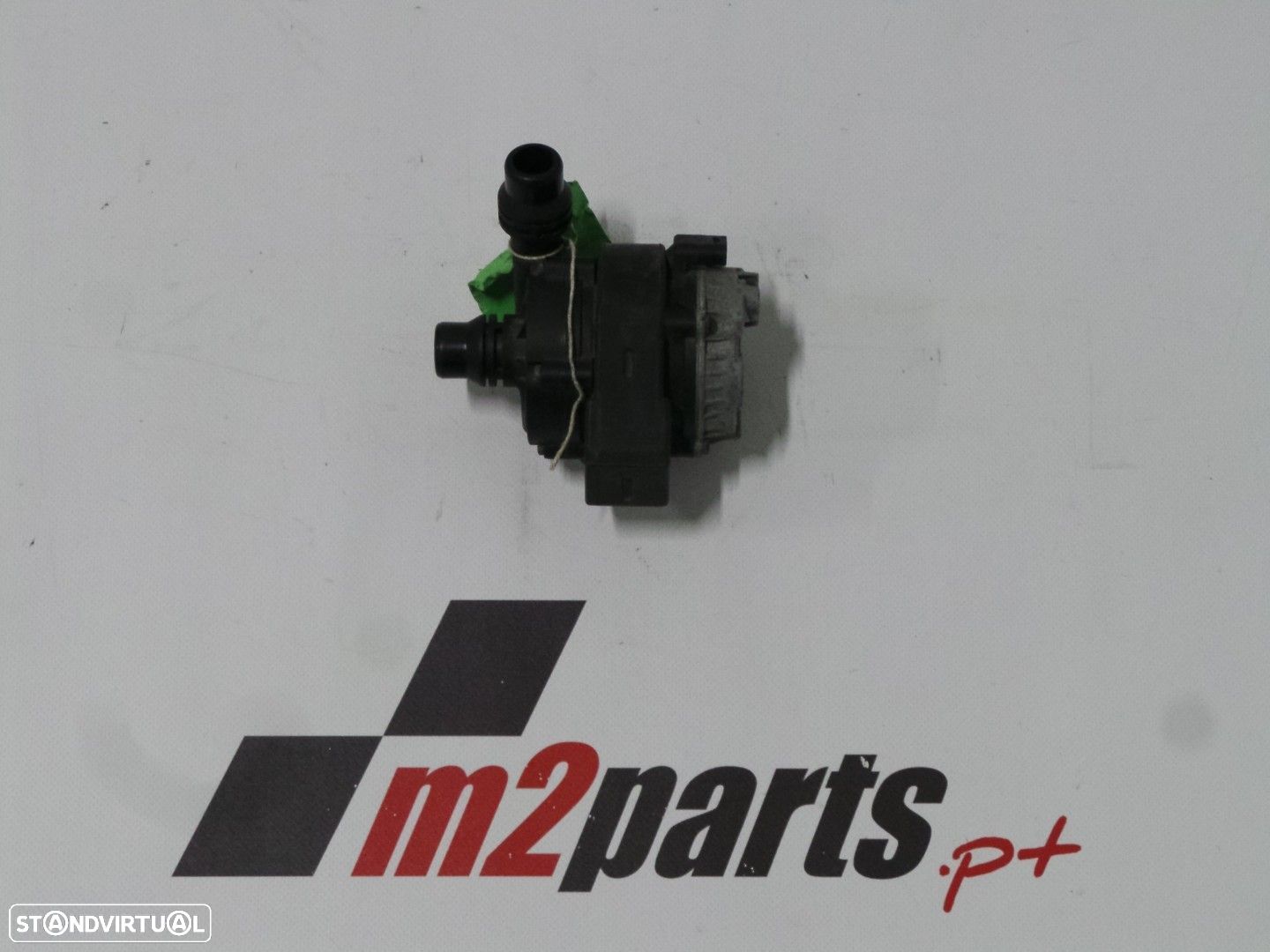 Bomba de água Elétrica Seminovo/ Original BMW i3 (I01) 11518600286 - 1
