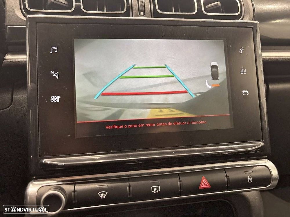 Citroën C3 1.2 PureTech Shine - 17