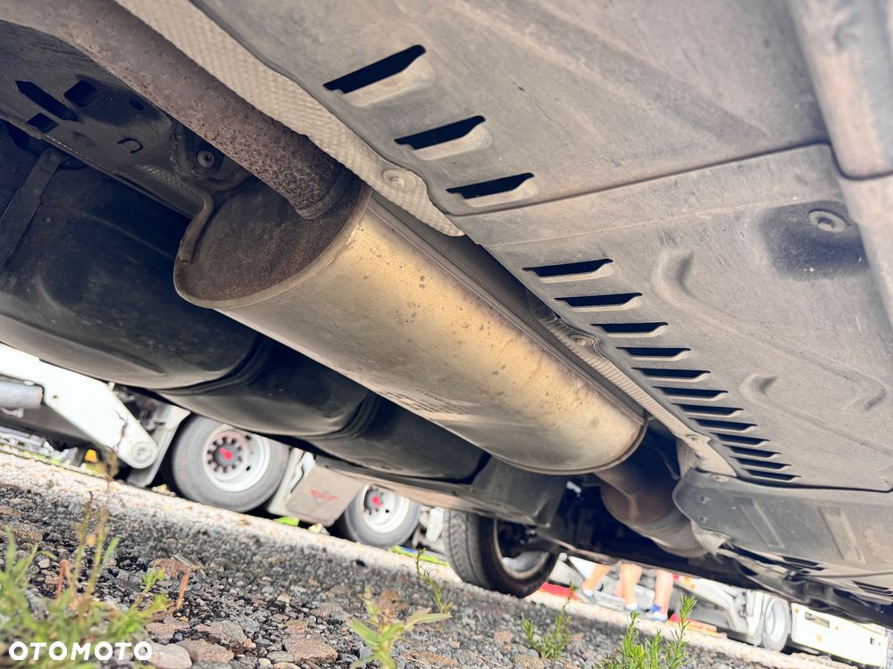 Volkswagen Transporter DSG Kurz Plus Comfortline - 31