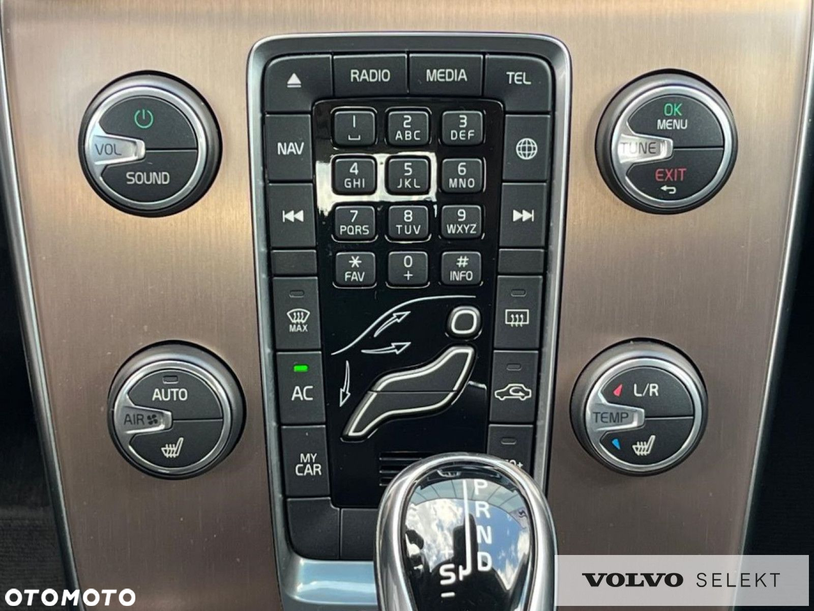 Volvo V40 - 27