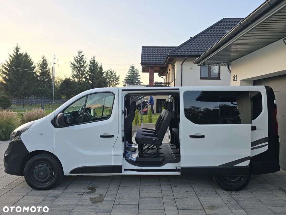 Opel Vivaro L2H1 2,9t Elegance Premium - 16