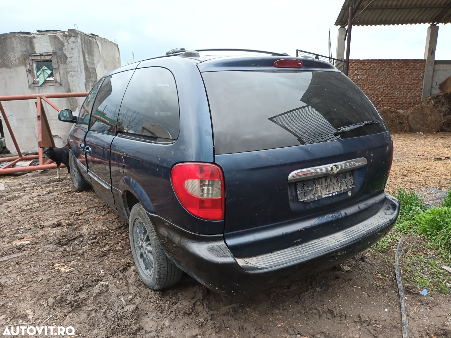 Dezmembrari  Chrysler VOYAGER Mk 3 (RG, RS)  1999  > 2008 2.5 CRD Mot - 4