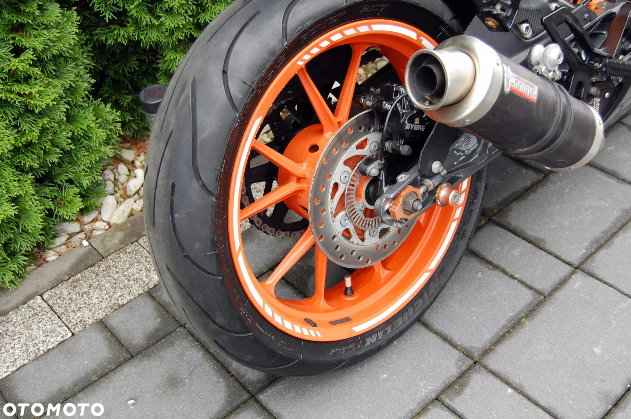 KTM RC 125 - 10
