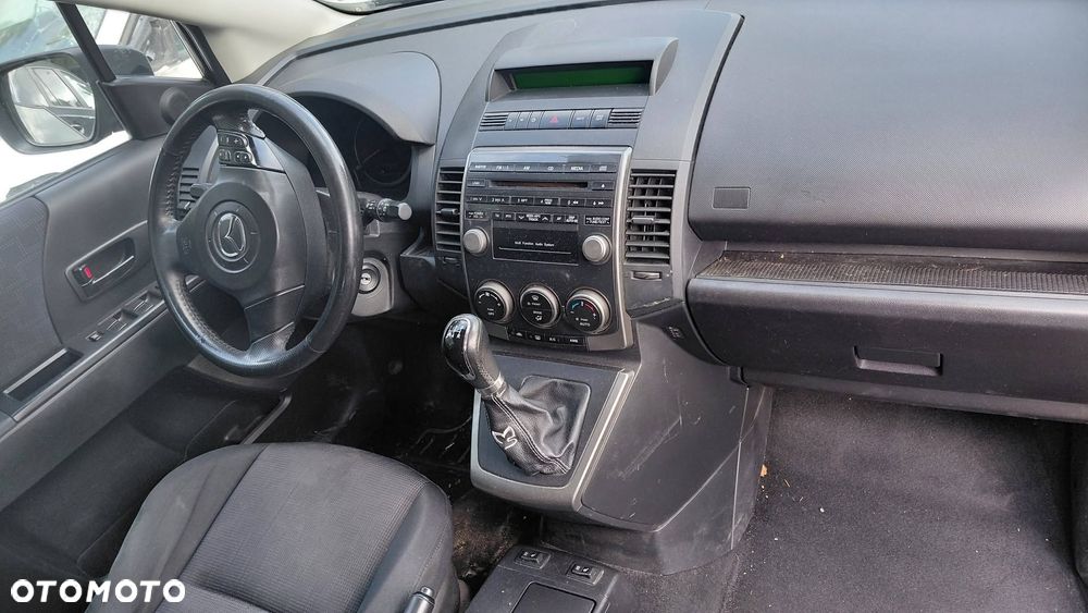 Na części: Mazda 5 Rok 2008 Pojemność 1798 Moc 85 kw Benzyna - 4