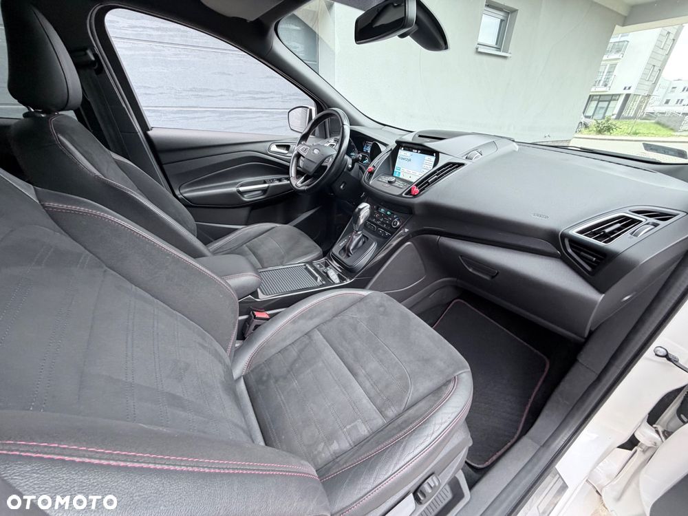 Ford Kuga 2.0 TDCi AWD ST-Line - 13