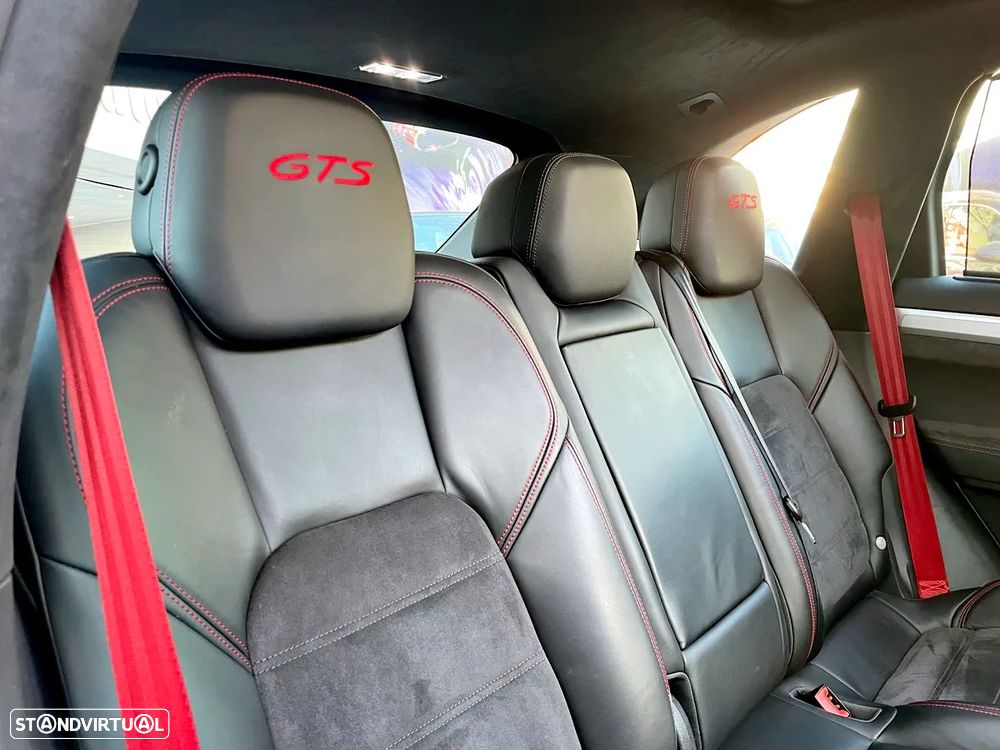 Porsche Cayenne GTS - 42