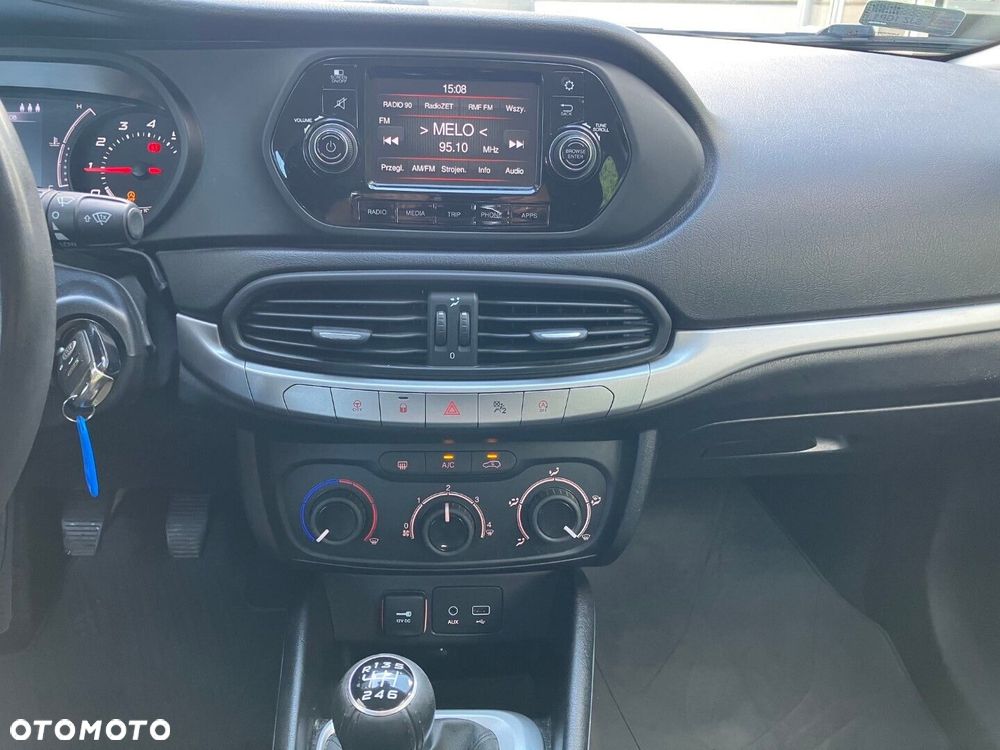 Fiat Tipo 1.4 T-Jet 16v Lounge EU6 - 14