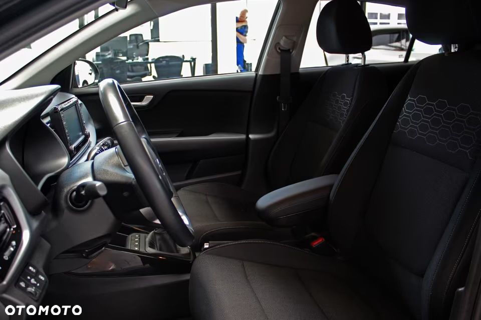 Kia Rio 1.4 Business Line - 15