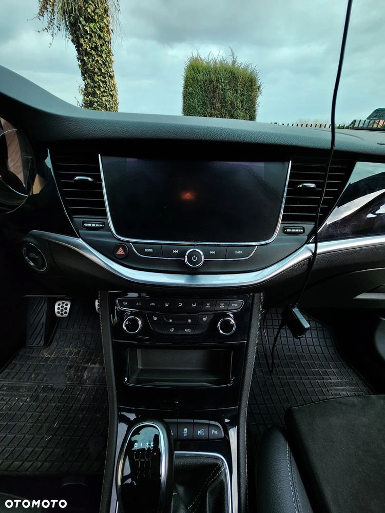 Opel Astra 1.2 T Ultimate S&S - 17