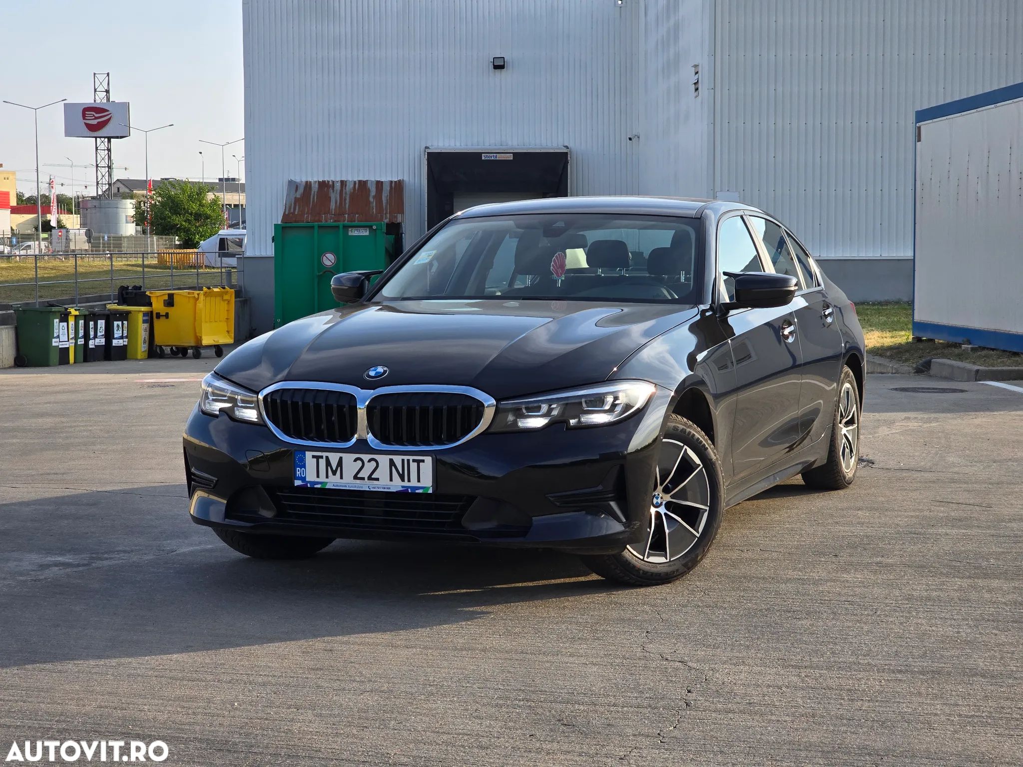 BMW Seria 3 318i AT - 1