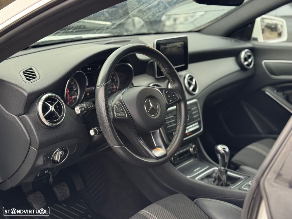 Mercedes-Benz CLA 180 d Shooting Brake Urban - 10