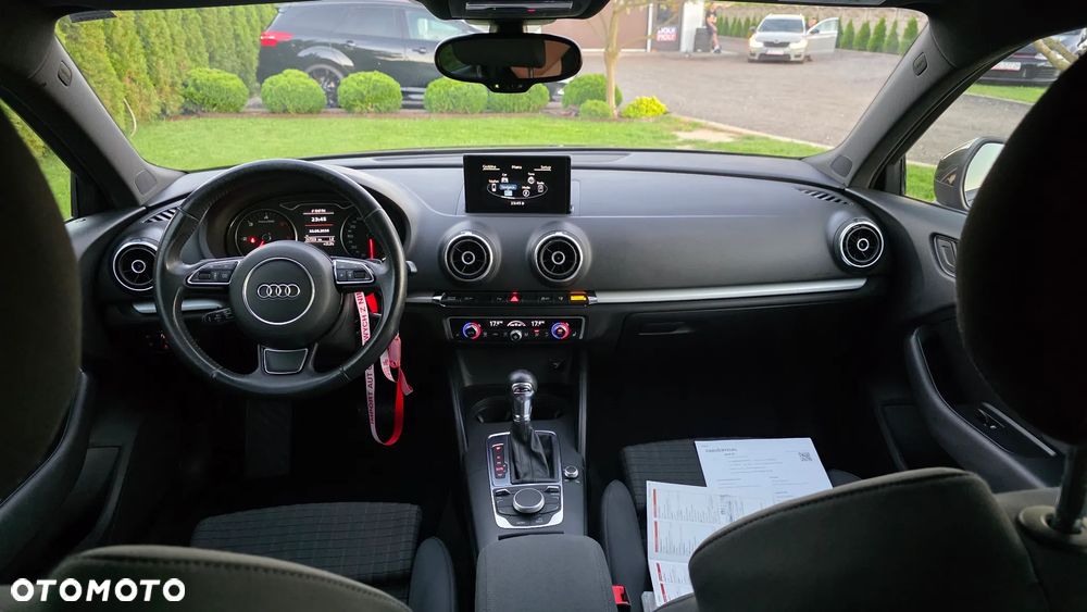 Audi A3 Sportback 2.0 TDI S tronic S line Sportpaket - 29