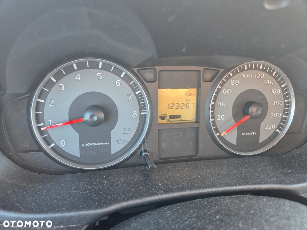 Mitsubishi Colt 1.1 - 10