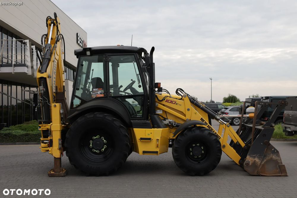 New Holland B100C - 3