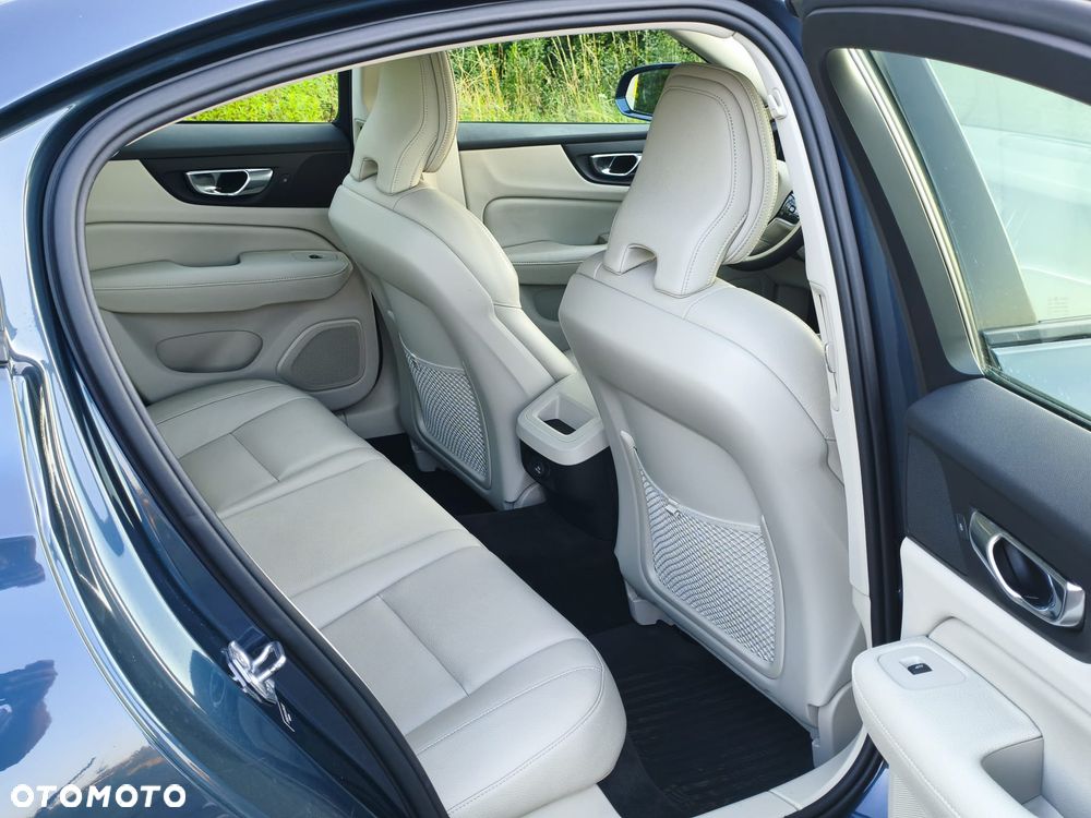 Volvo S60 T5 Geartronic Momentum - 20