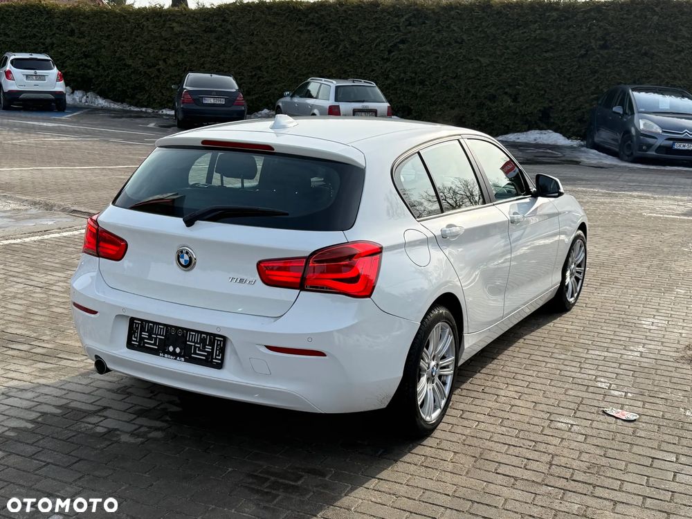 BMW Seria 1 118d - 8