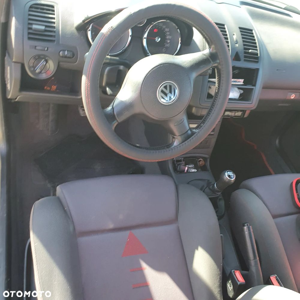 Volkswagen Polo - 5