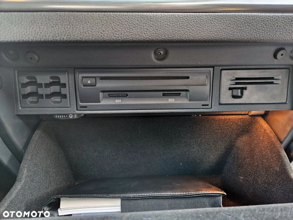 Volkswagen Golf - 14