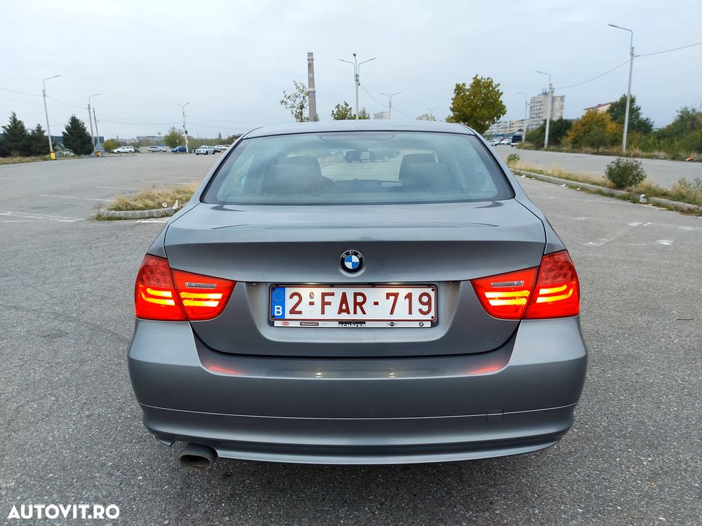 BMW Seria 3 - 10