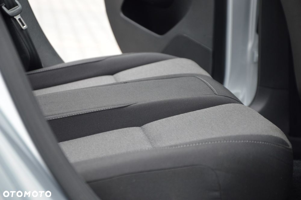 Volkswagen Golf 1.6 TDI BMT Comfortline - 26