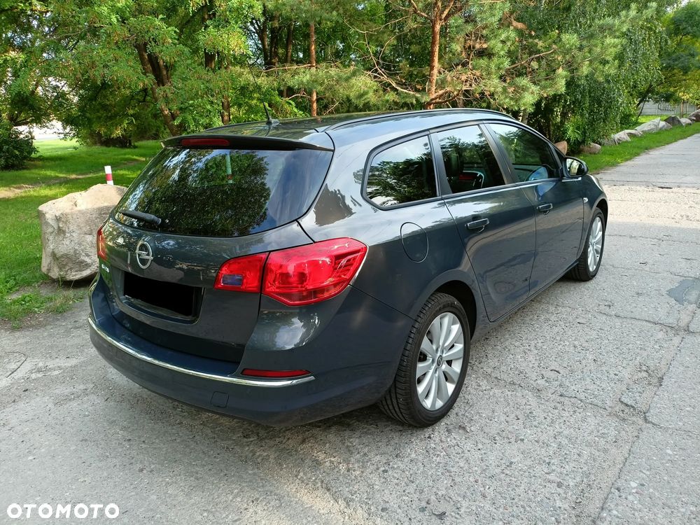 Opel Astra 1.4 T Cosmo - 3